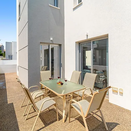 Villa Seabreeze Sofia By Ezoria Villas * Protaras