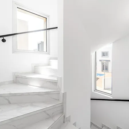 Seabreeze Elina By Ezoria Βίλα Πρωταράς